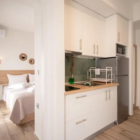 Magdalena Seaside Nea Roda