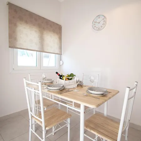 Apartament Magdalena Seaside *