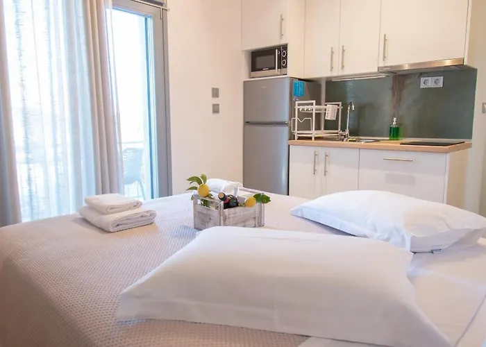 Magdalena Seaside Appartement Nea Roda