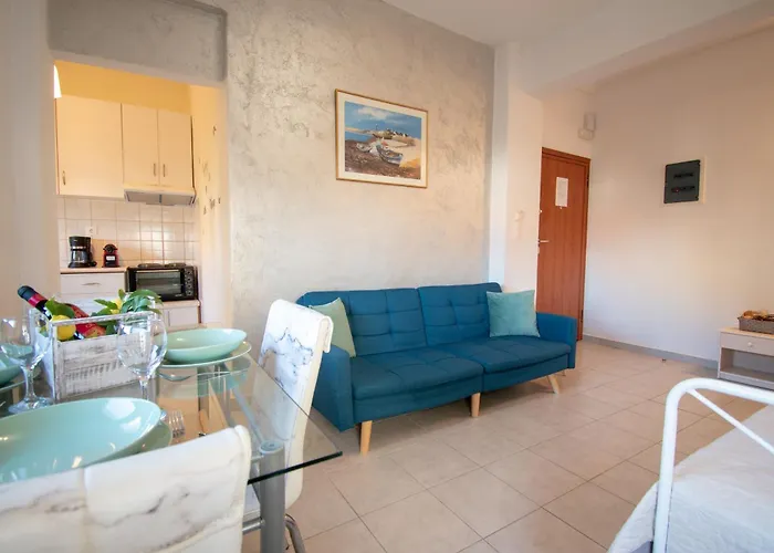 Magdalena Seaside Appartement Nea Roda